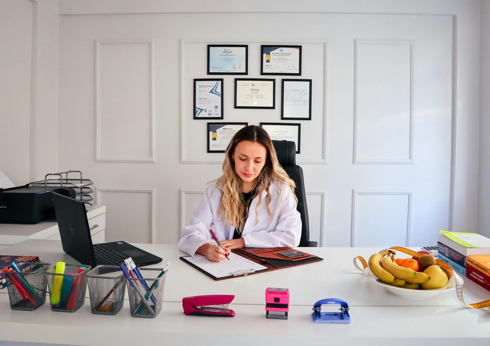 The Rise of AI Writers: How Artificial Intelligence is Revolutionizing the Writing Industry Role of AI in Translation Services